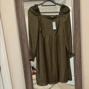 LOFT Olive Patterned Blouse